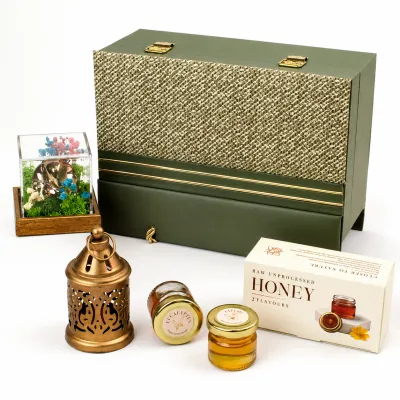 The Lantern Case — Diwali gift hamper
